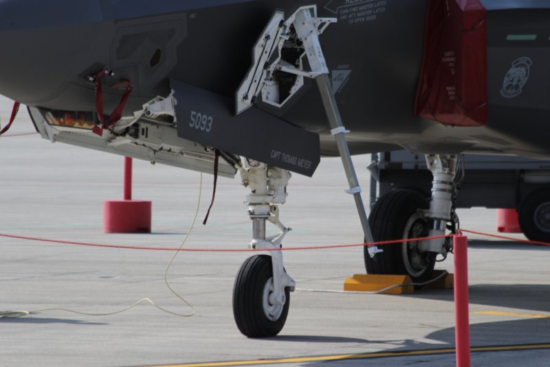 f35a.jpg