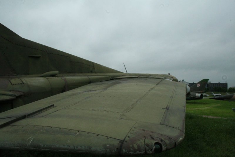 mig231205.jpg